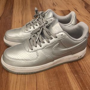 Air Force 1 Silver Surfers